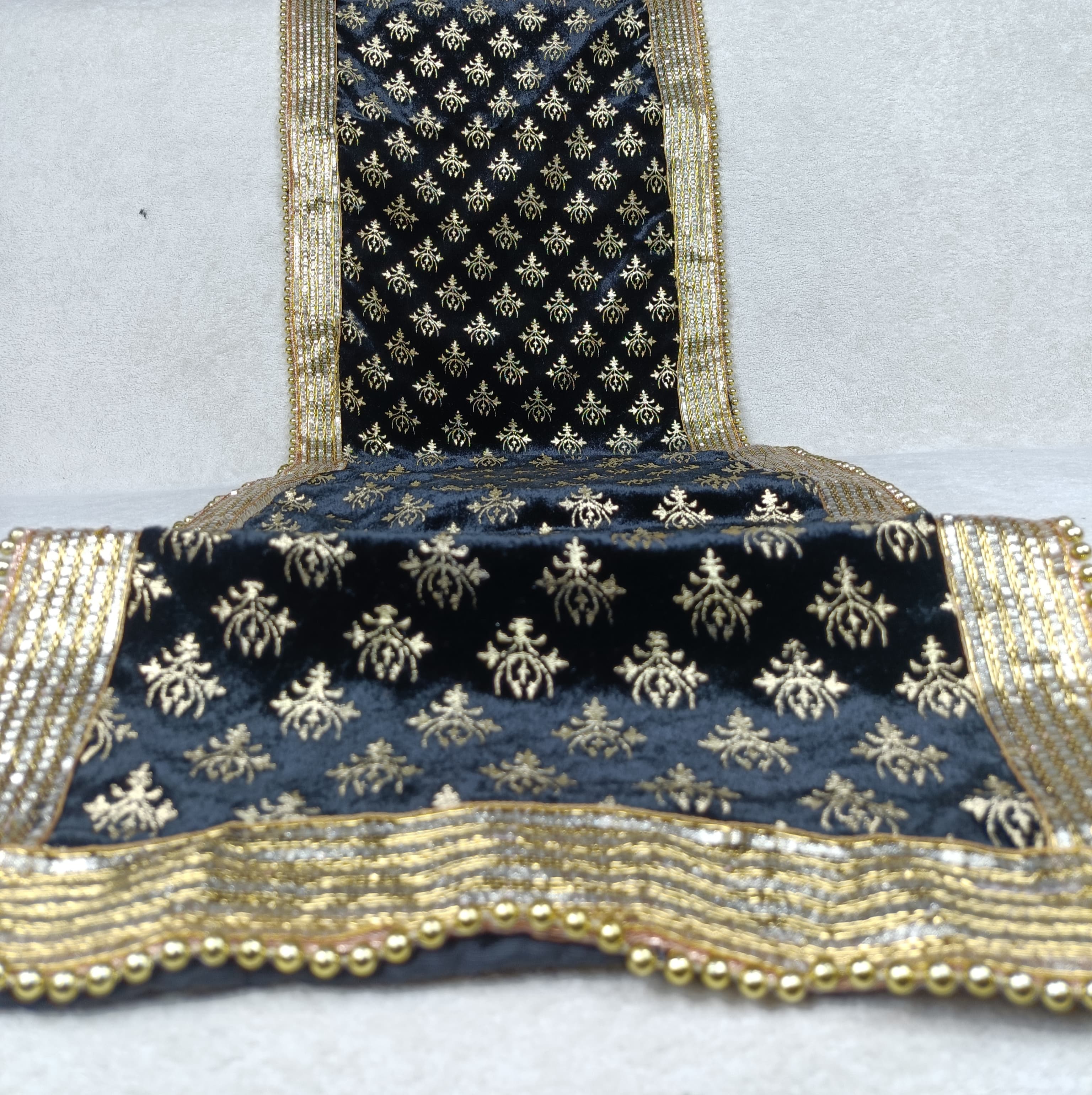 Velvet Hara Safa & Chunni Set