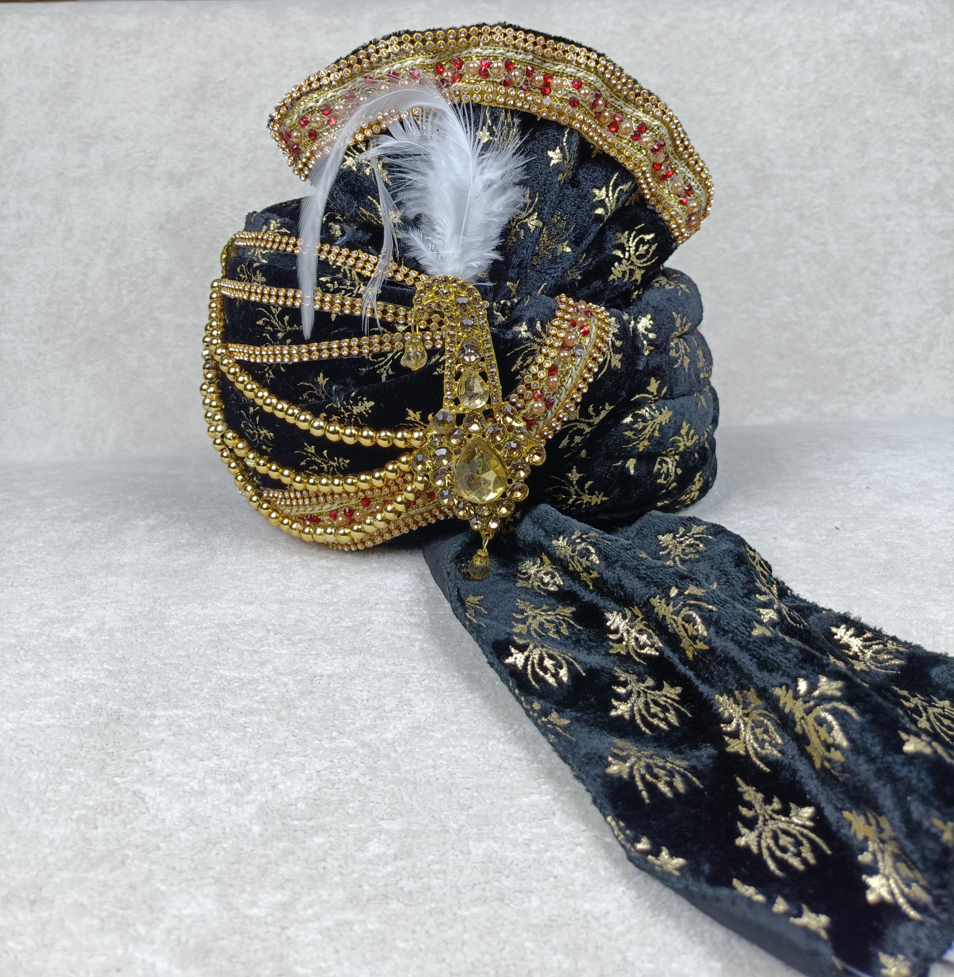 Velvet Hara Safa & Chunni Set