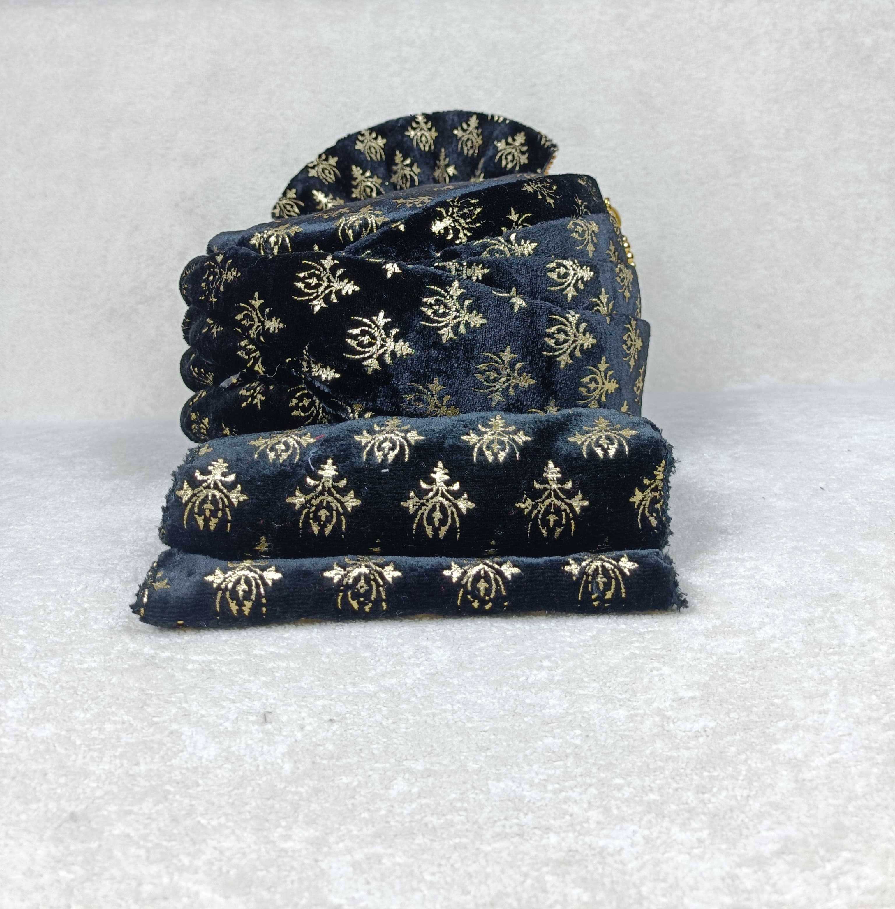 Velvet Hara Safa & Chunni Set