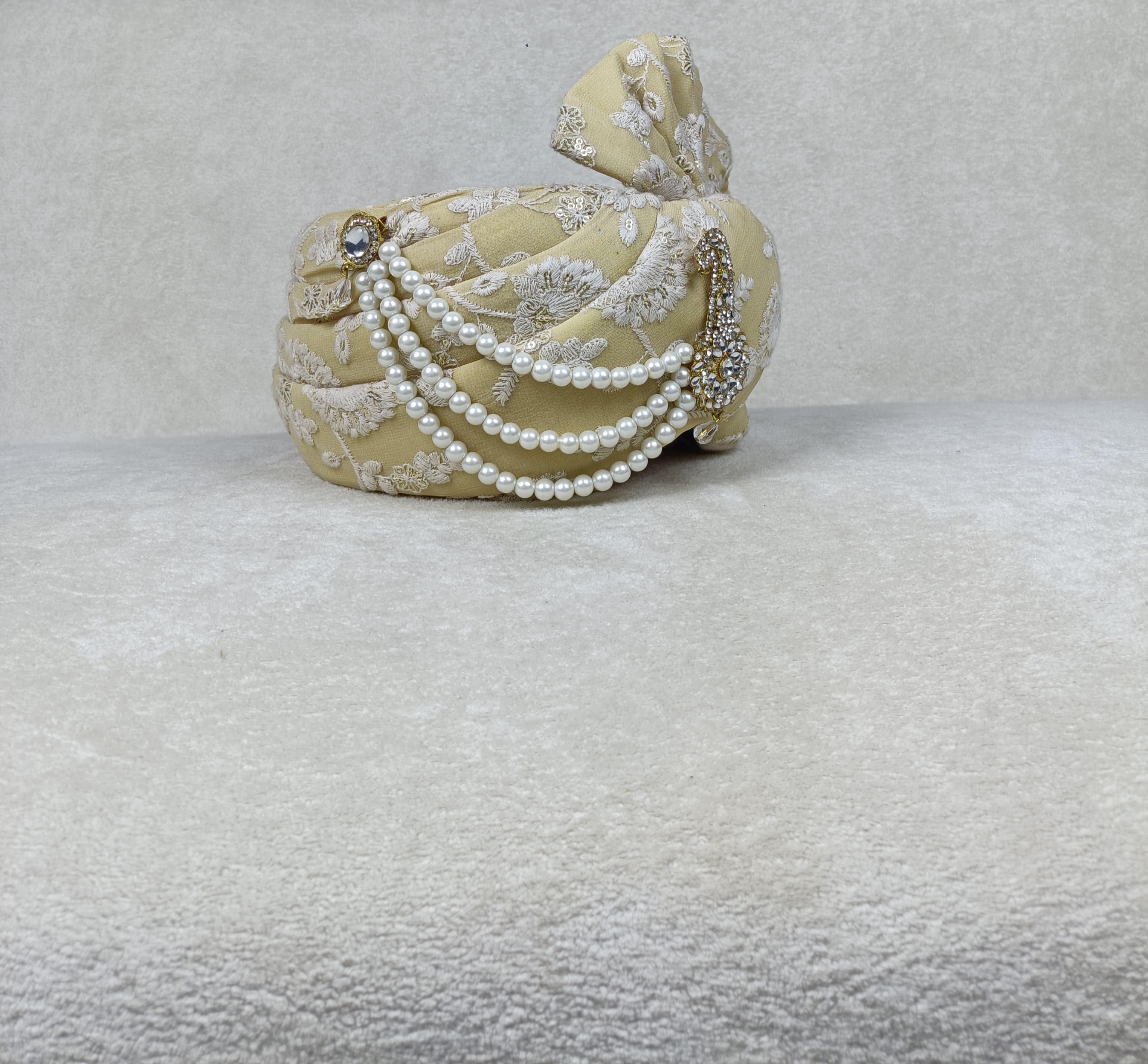 Golden Pearl Safa