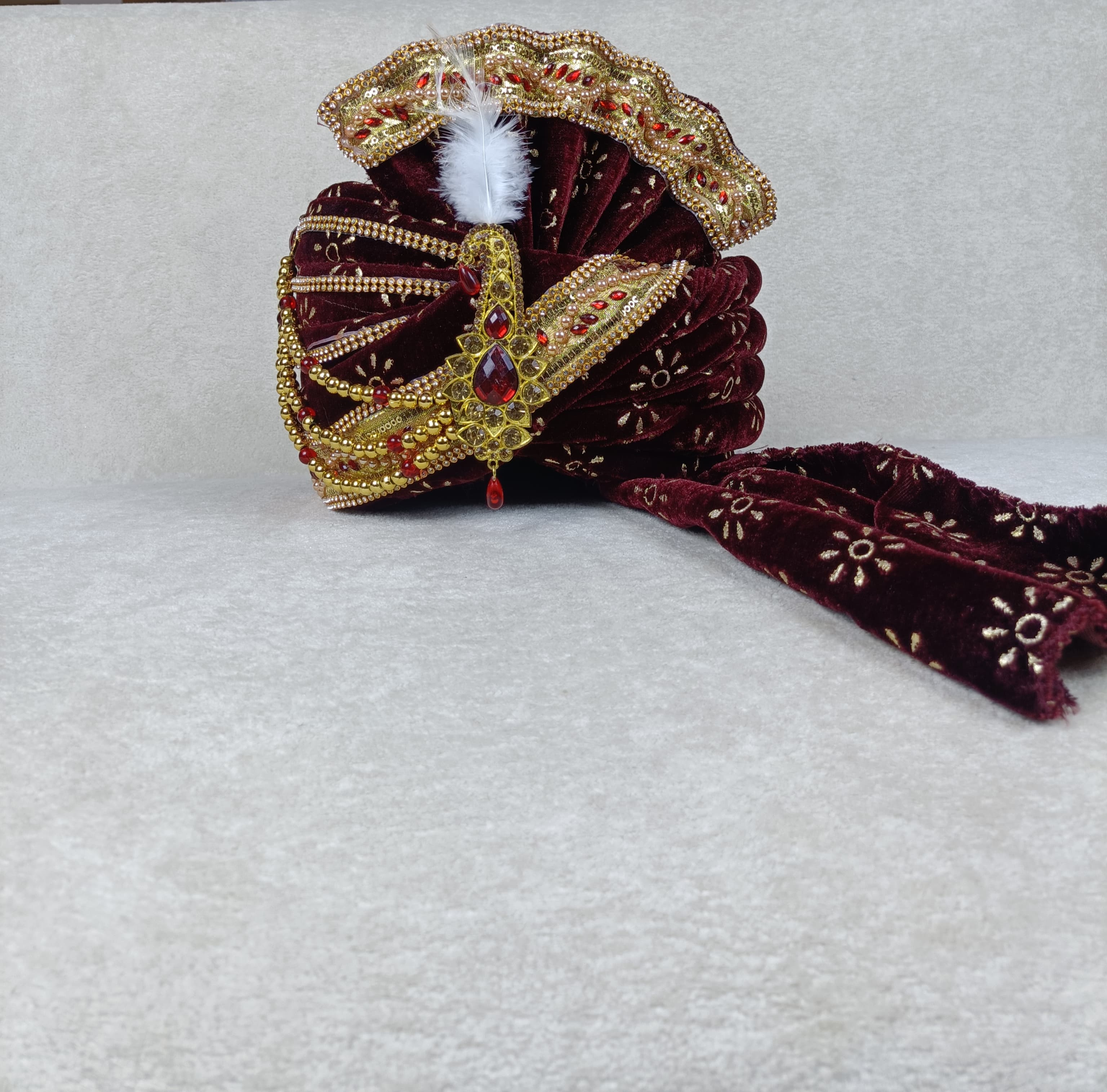 Maroon Majesty Safa & Chunni Set
