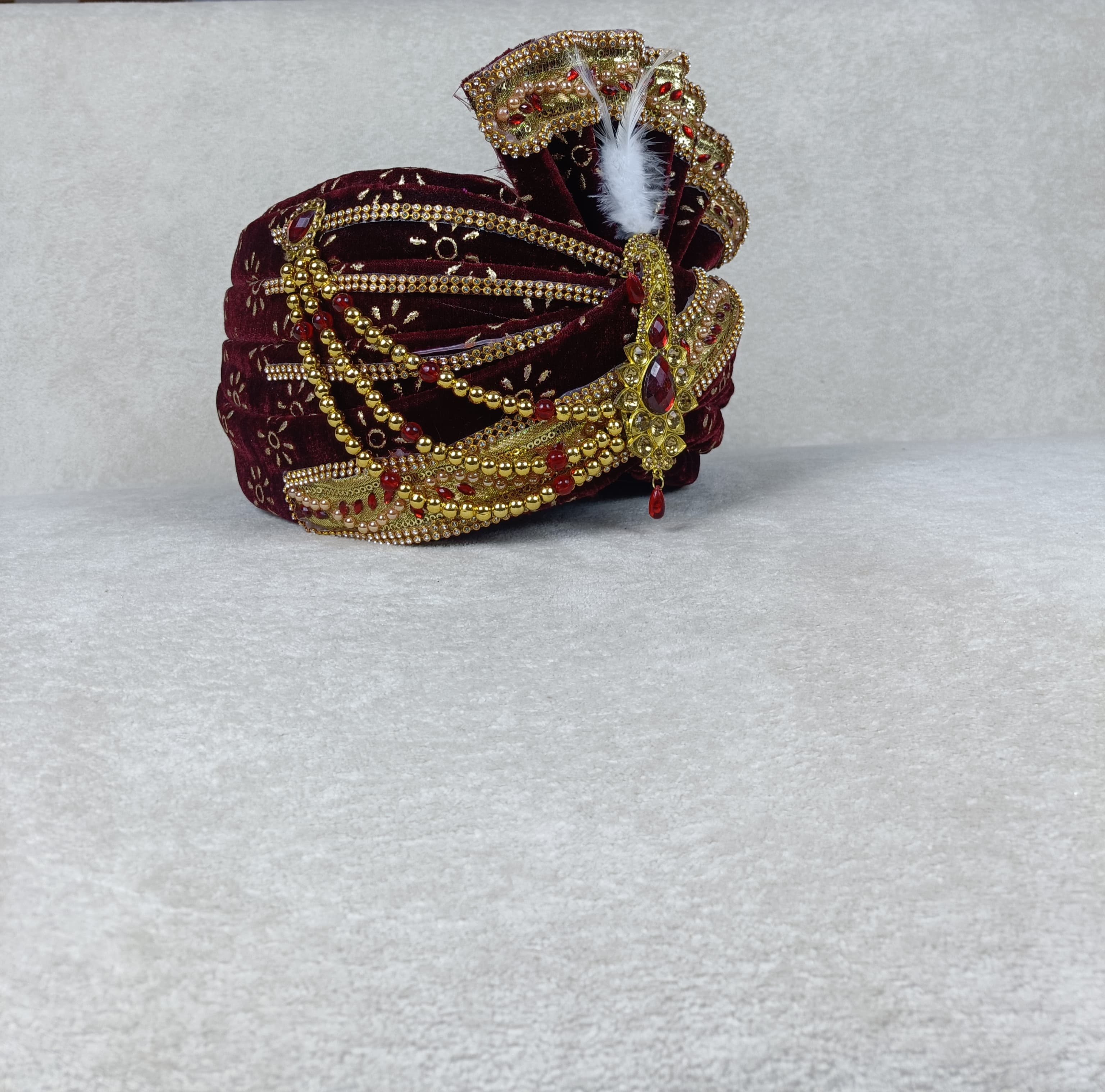 Maroon Majesty Safa & Chunni Set