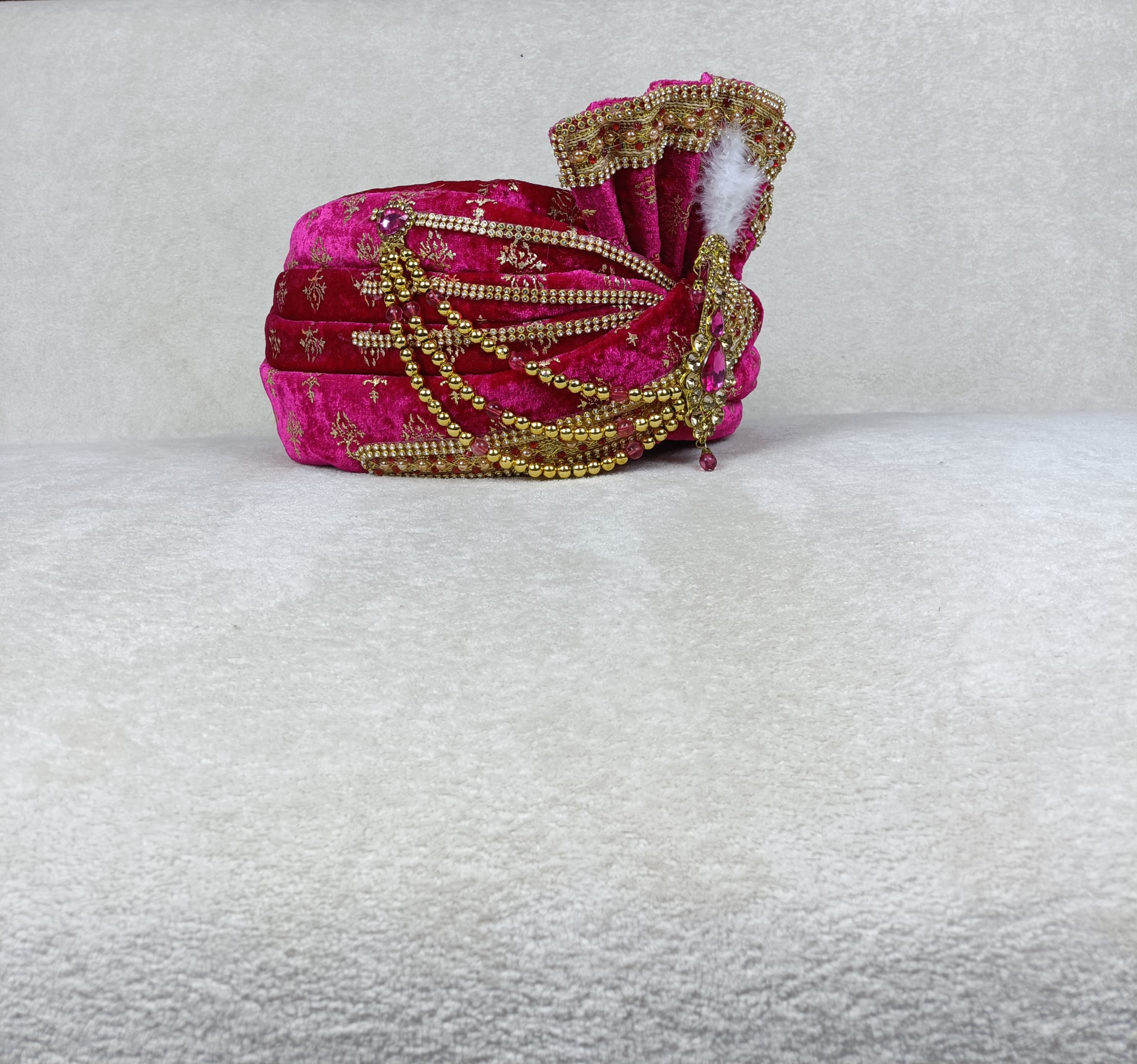Gulabi Zar Safa & Chunni Set