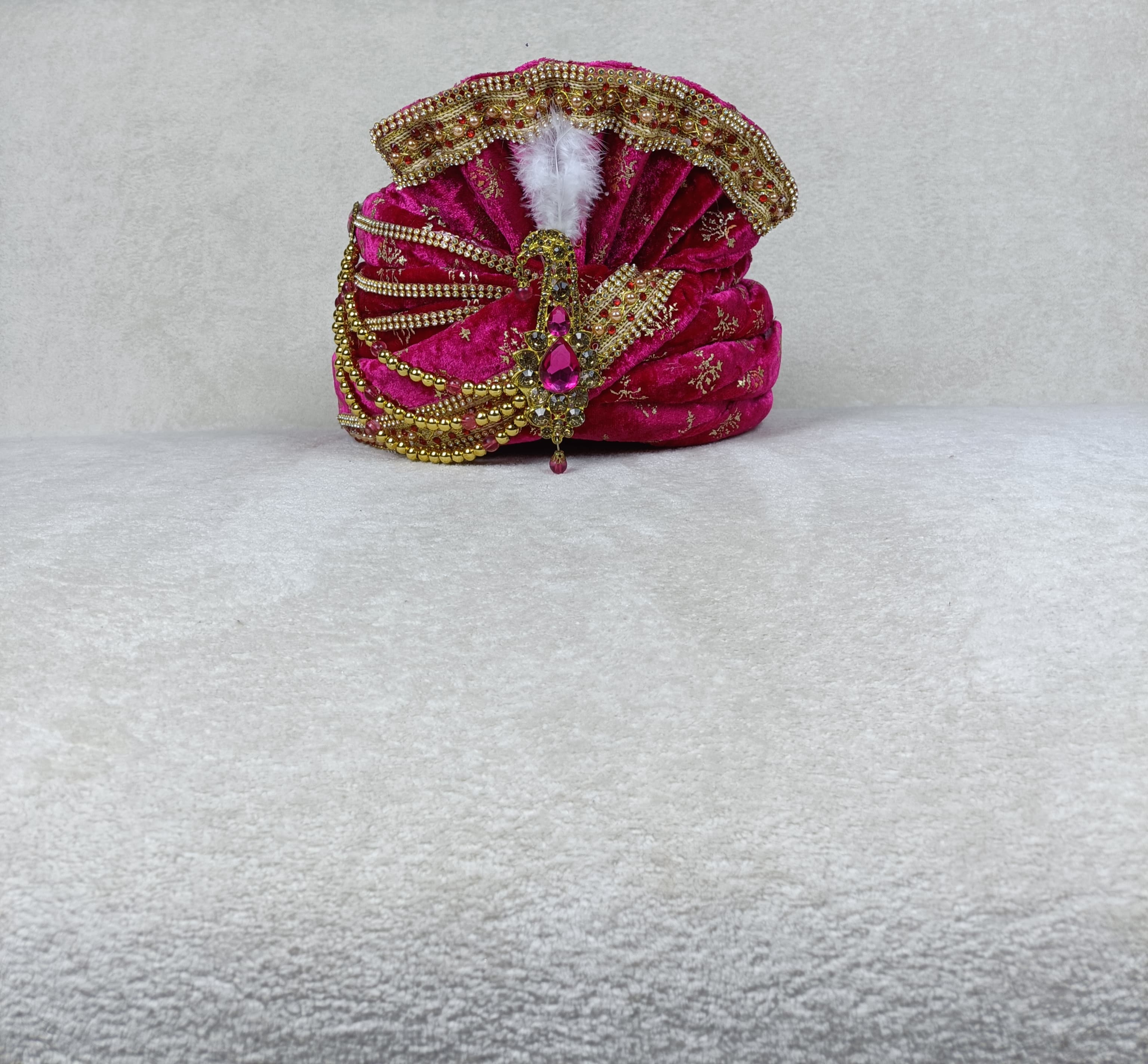 Gulabi Zar Safa & Chunni Set