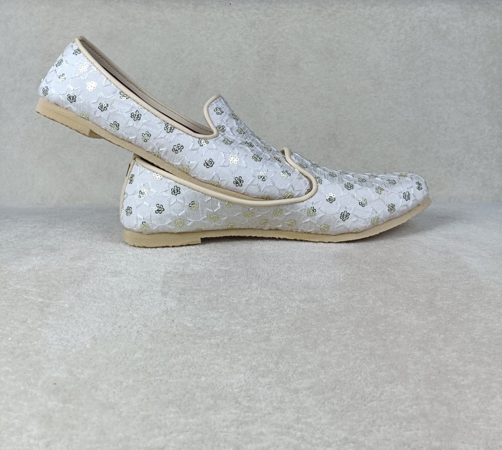 The Ivory Juti