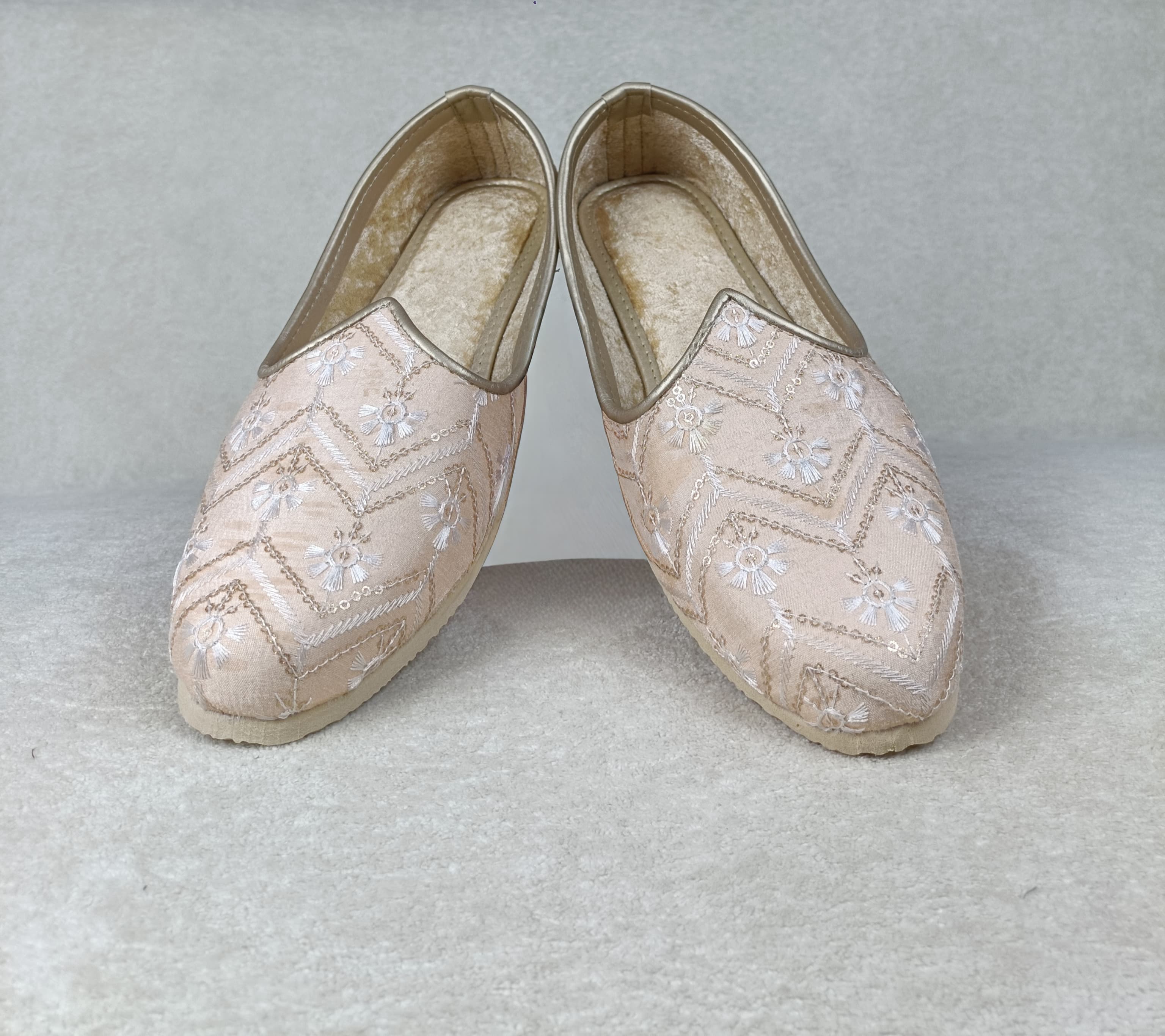 Blush Jutti