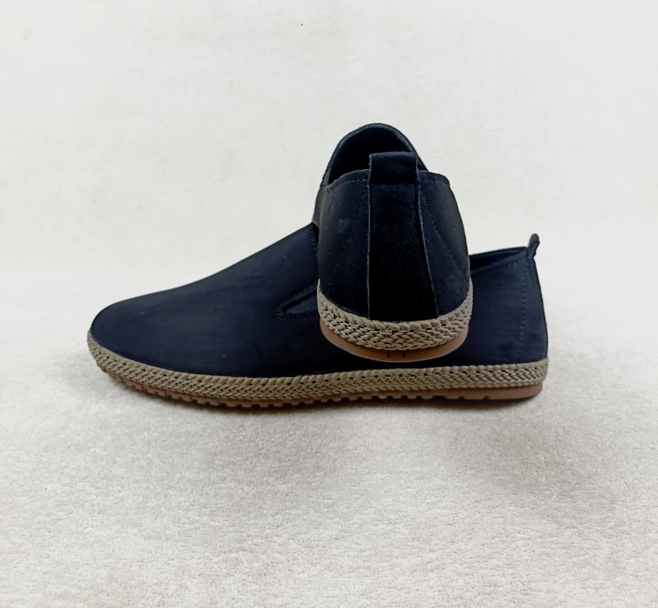 Shoe 1002
