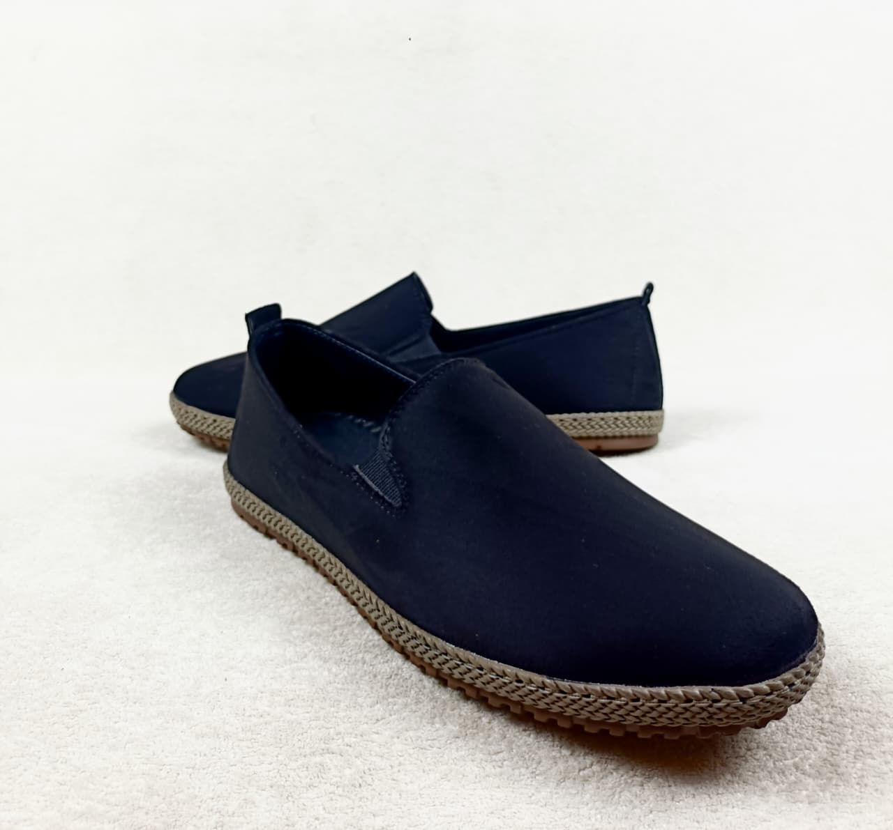 Shoe 1002