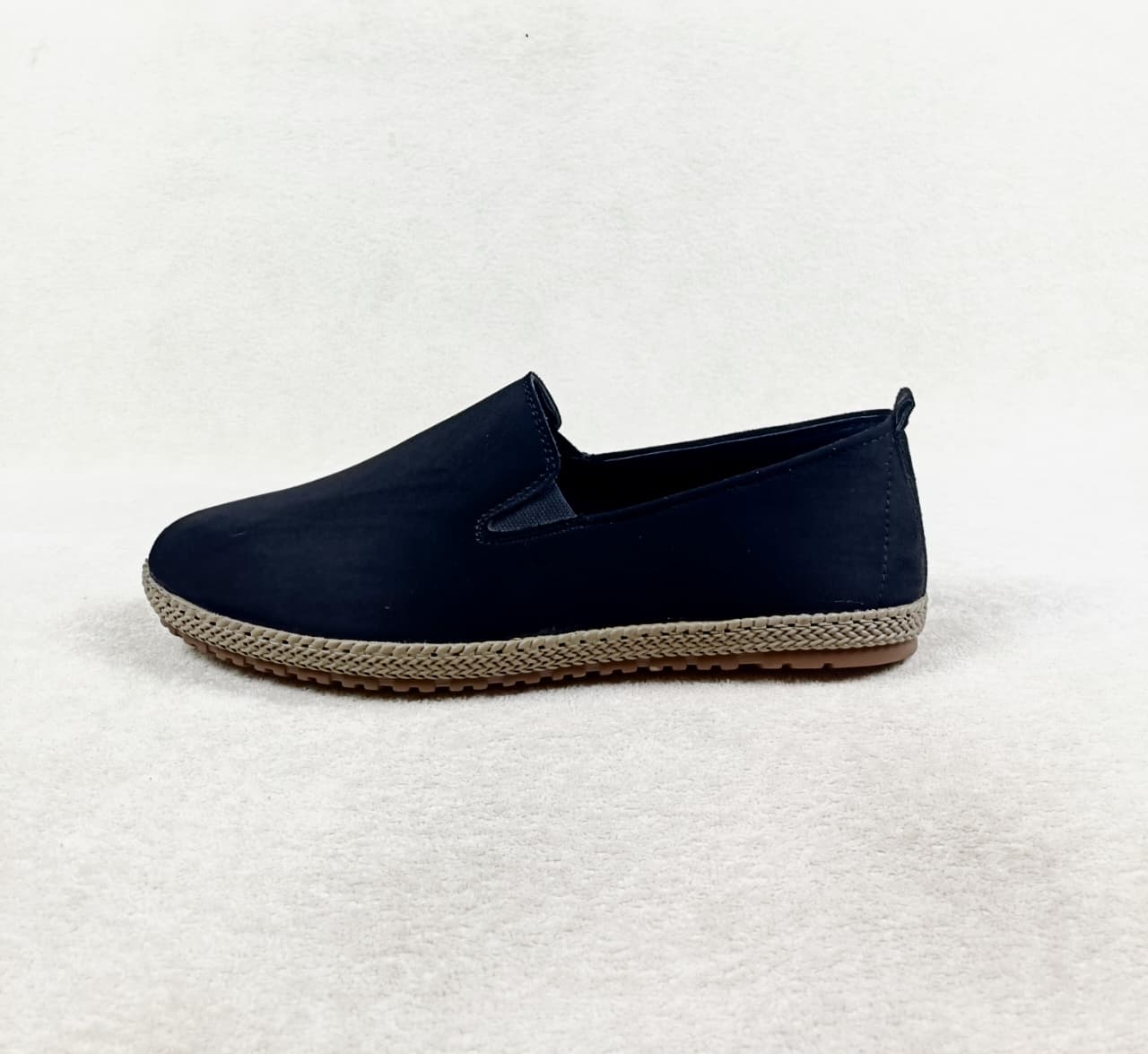 Shoe 1002