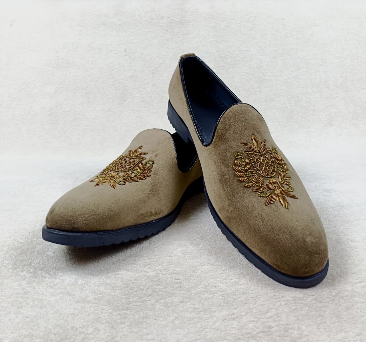 Shoe  1008