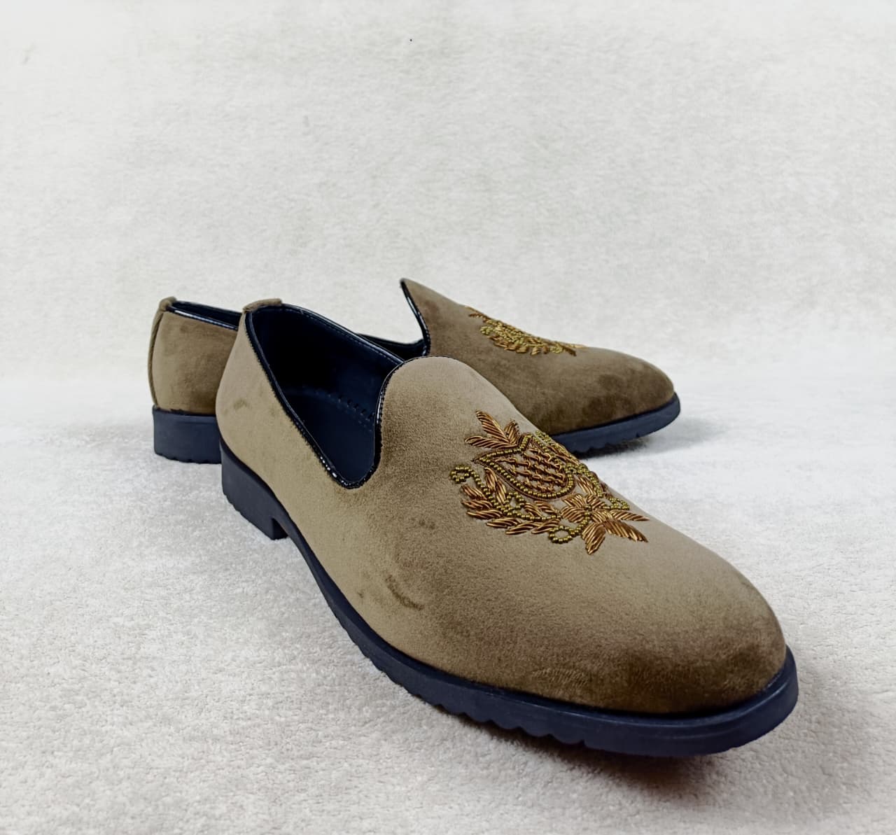 Shoe  1008