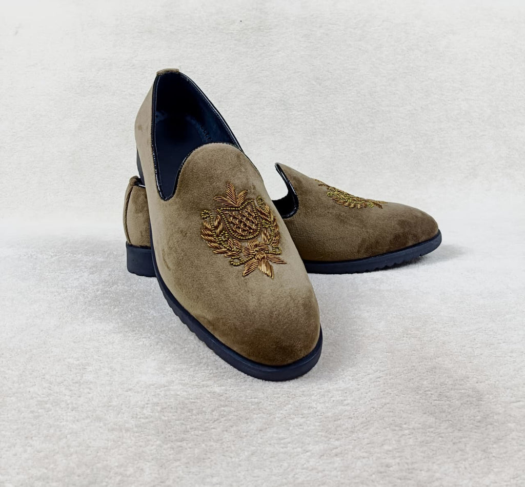 Shoe  1008