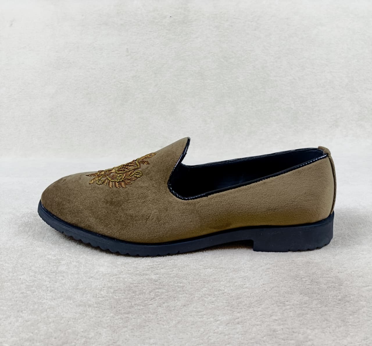 Shoe  1008