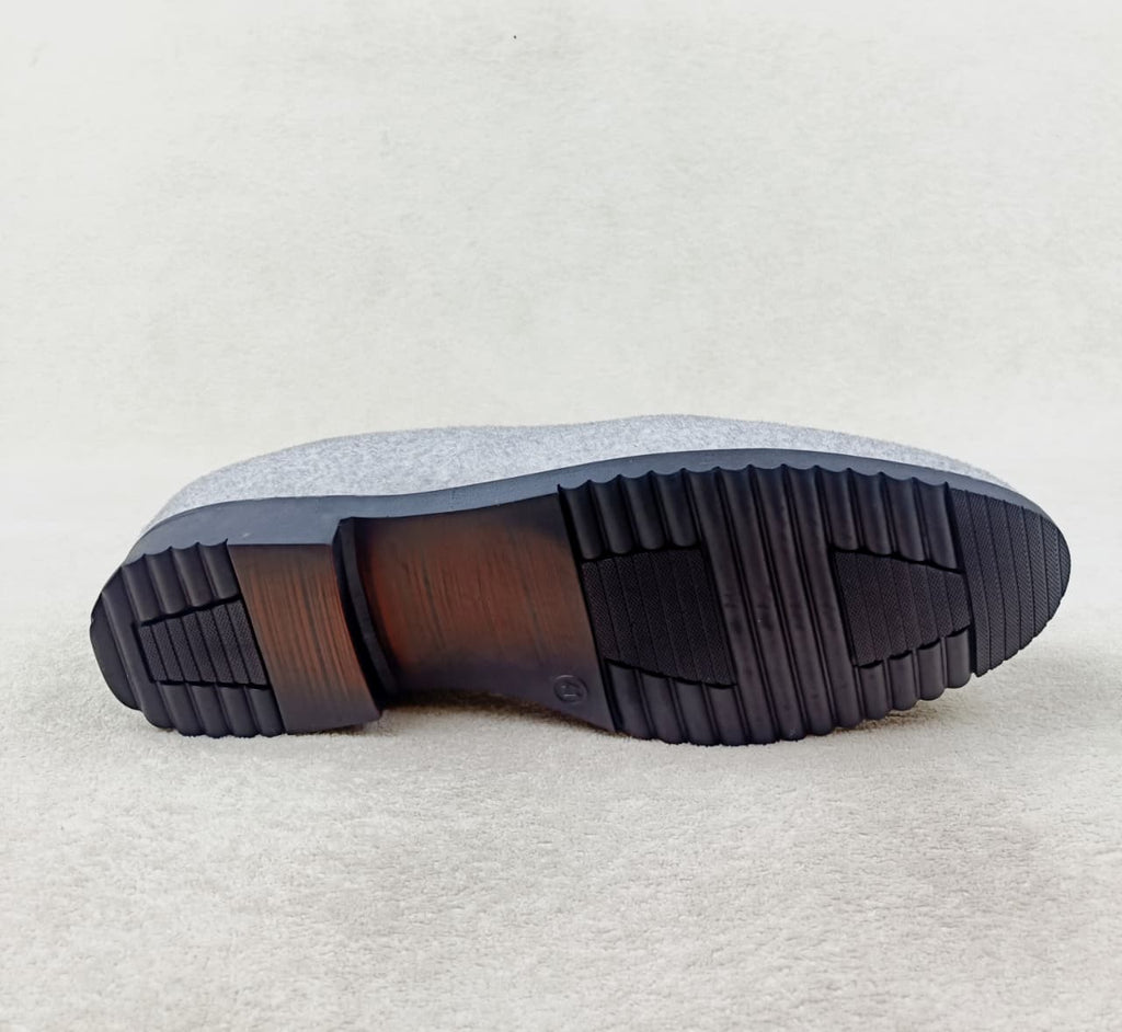Shoe  1009