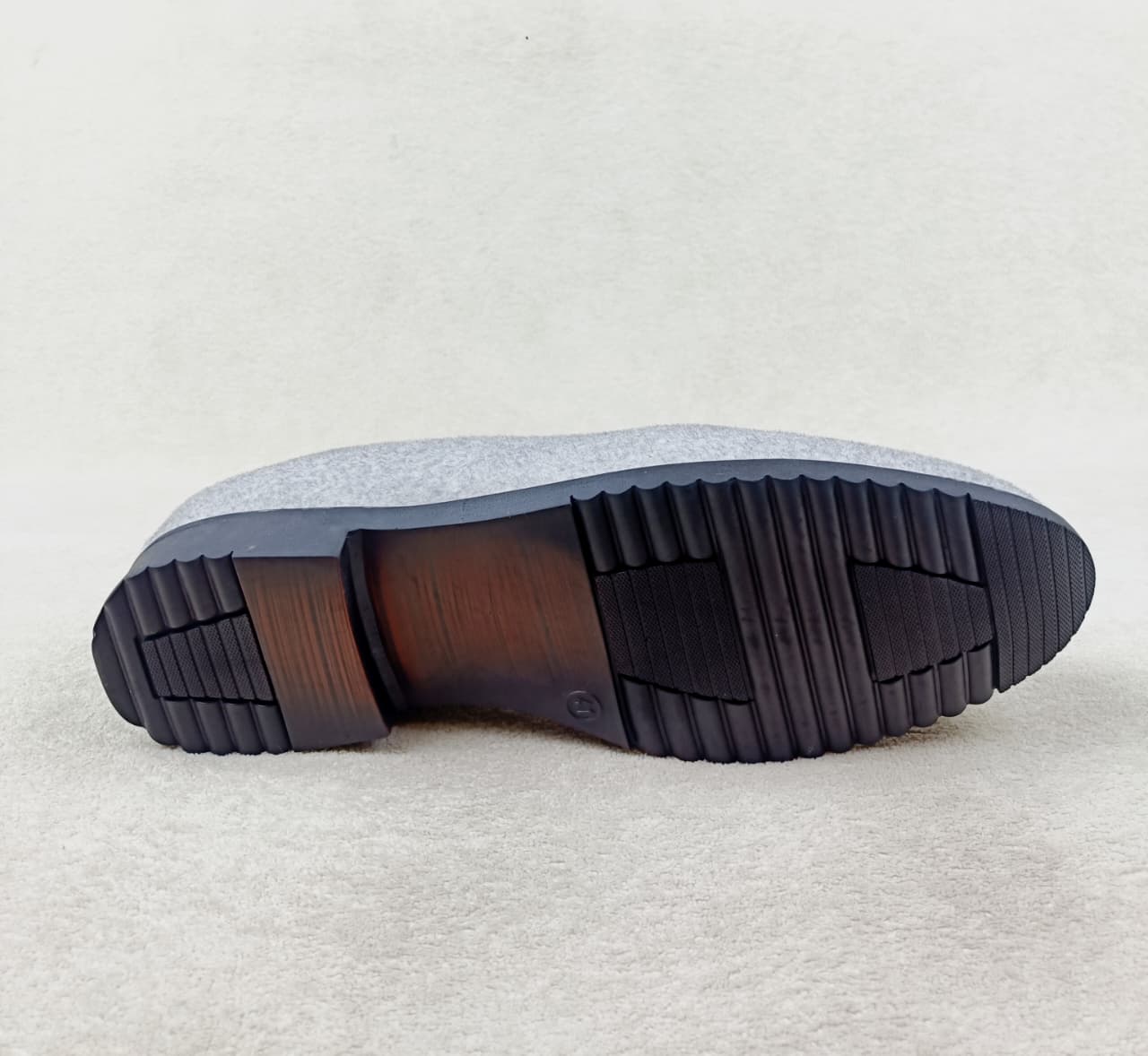 Shoe  1009