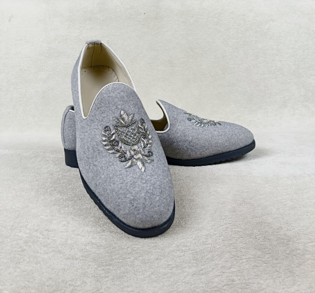 Shoe  1009