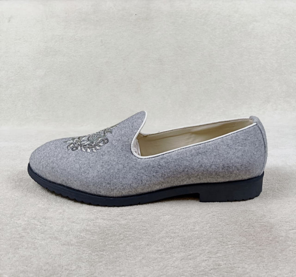 Shoe  1009